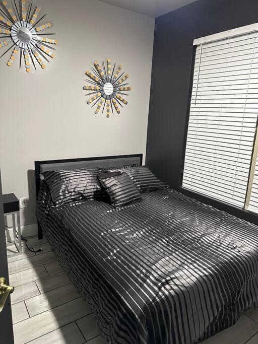 Apartment Welcome To The Auc Modern Unit *